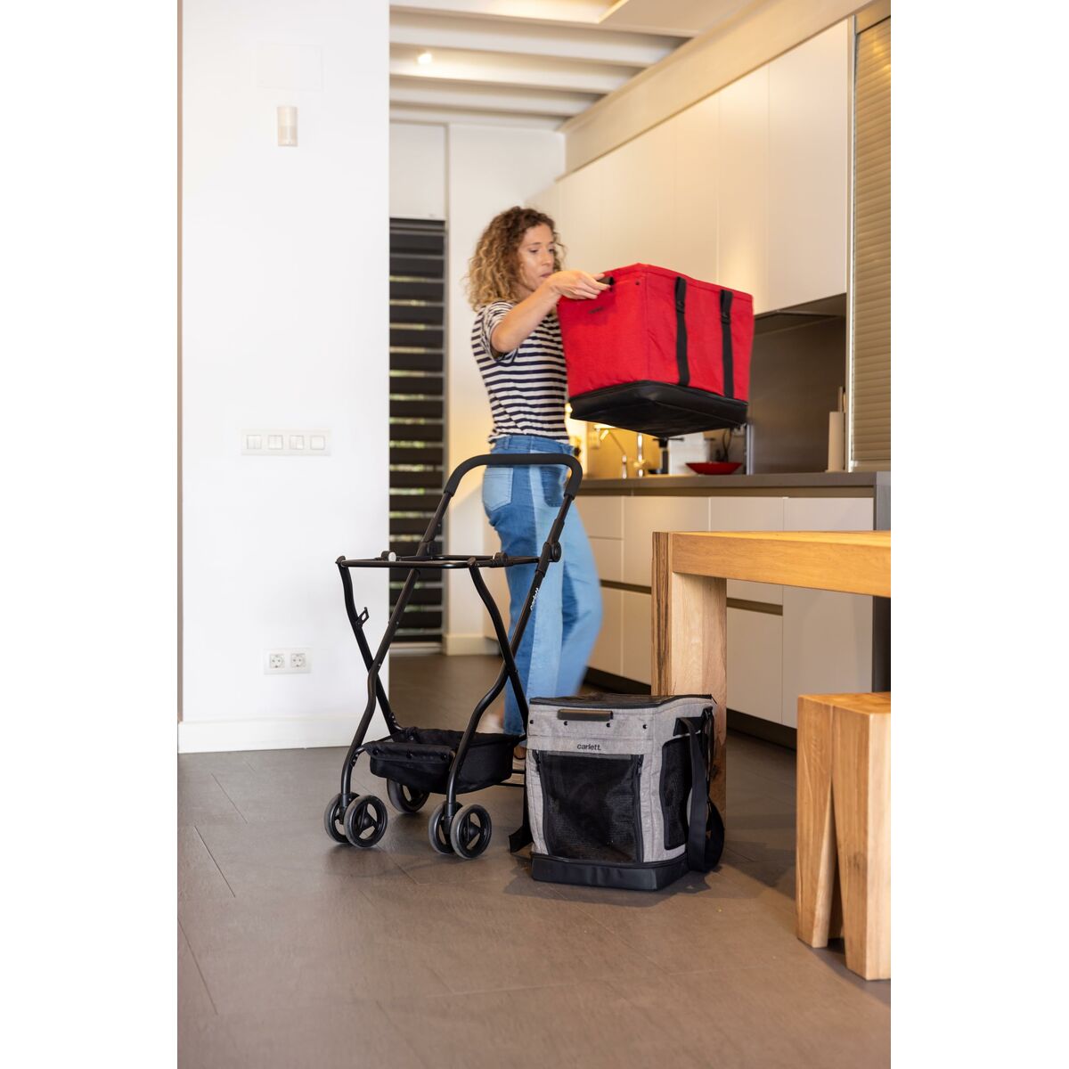 V4HA2D618812D1641A16689C2D9E761D71BR6716245P5