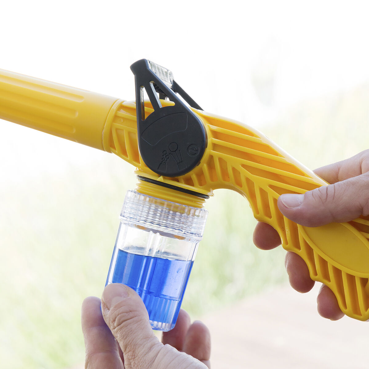 Pistola ad Alta Pressione 8-in-1 con Serbatoio Forzater InnovaGoods