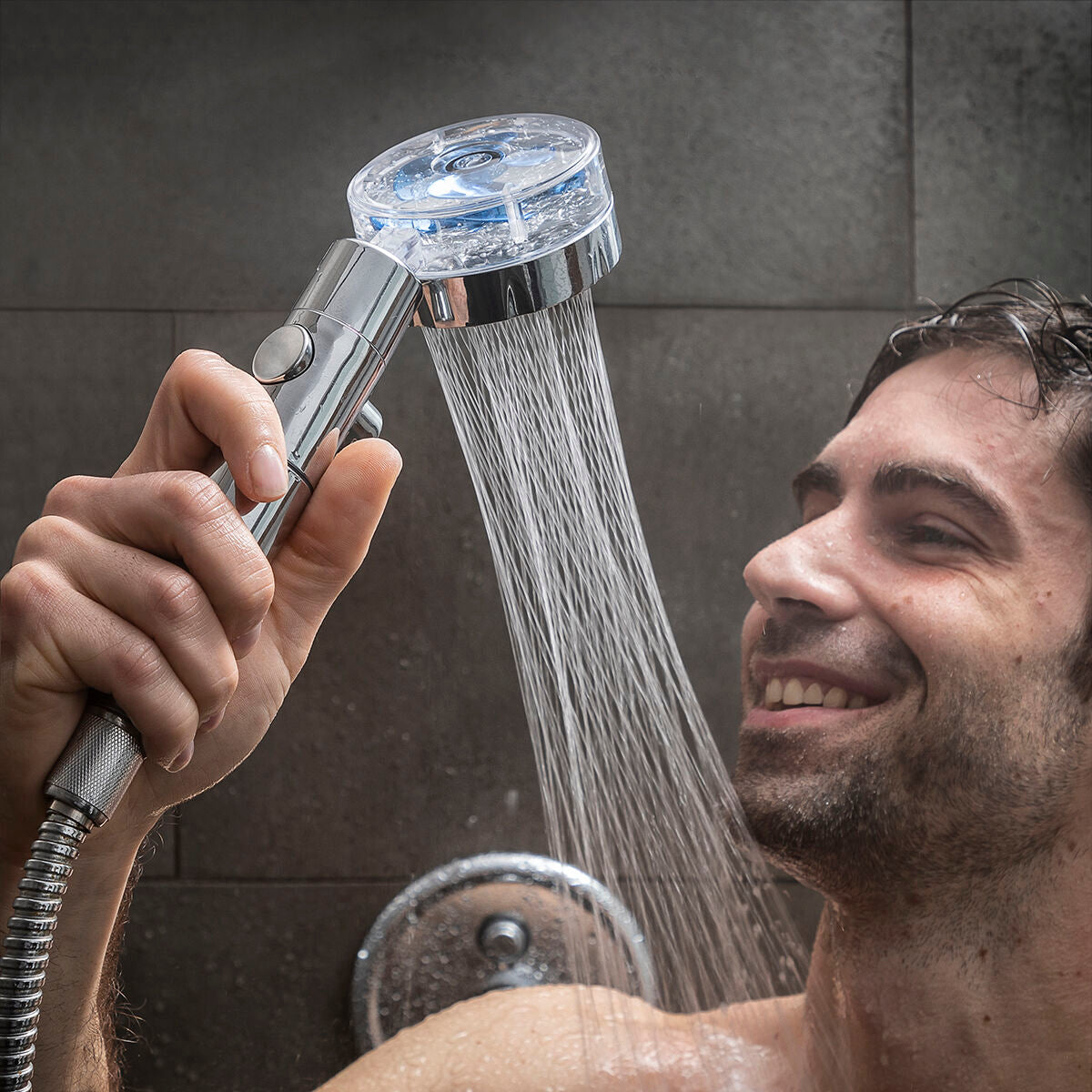 Doccia Ecologica con Elica a Pressione e Filtro Purificante Heliwer